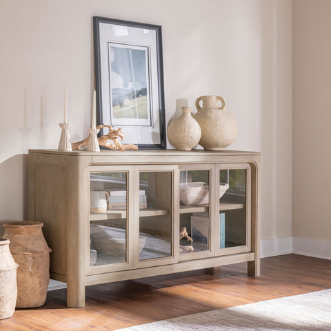Aparador de comedor Solano con puertas correderas, mango envejecido