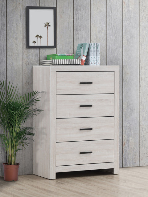 Cómoda para dormitorio Brantford de 4 cajones en blanco costero