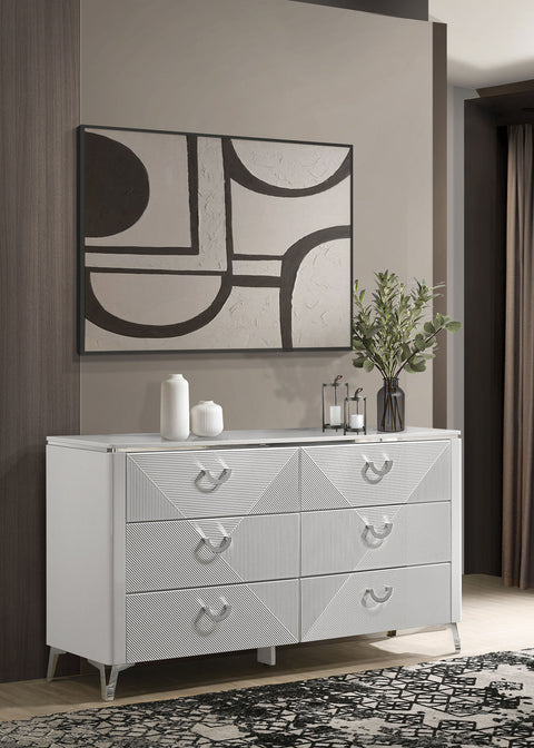 Cómoda para dormitorio Cassia de 6 cajones en blanco de alto brillo