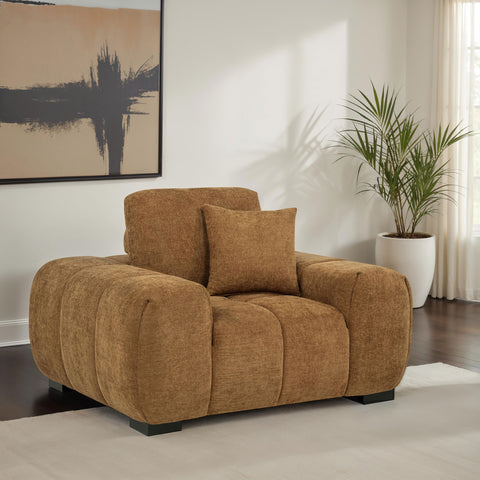 Sillón decorativo tapizado Octavia con brazos rectos Ámbar