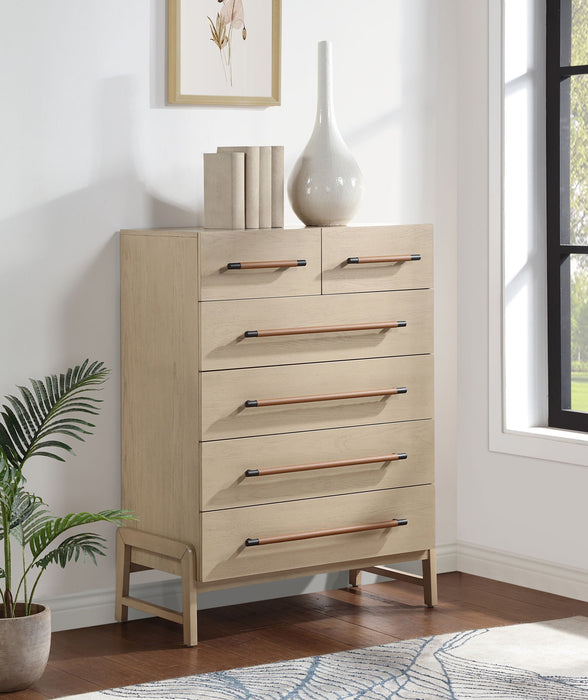 Kaya Oak Veneer And Vegan Leather Handle Chest