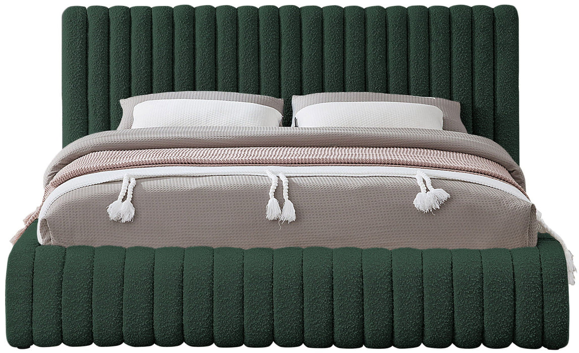 Cama tapizada de bouclé Nash