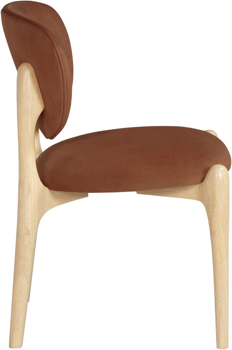 Silla de comedor tapizada de terciopelo de alto rendimiento Velora