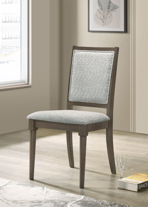 Silla auxiliar de comedor tapizada Onslow marrón oscuro (juego de 2)