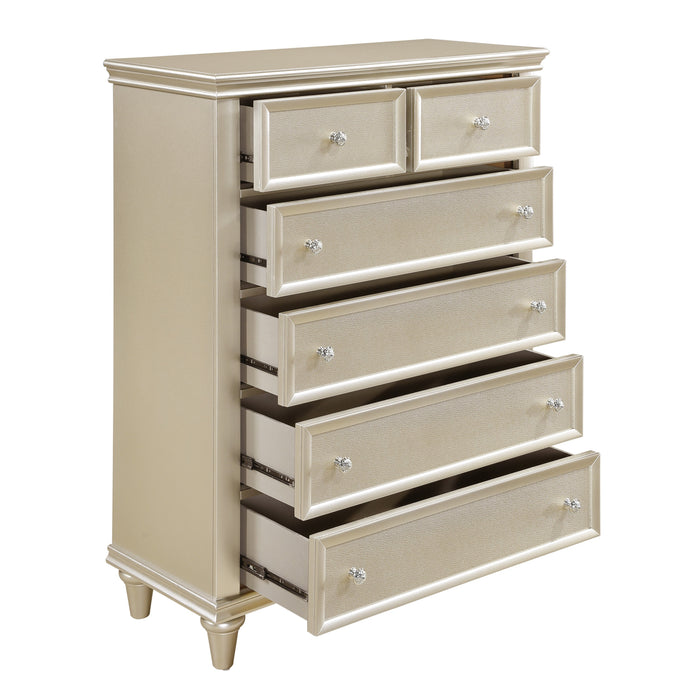 Celandine Chest