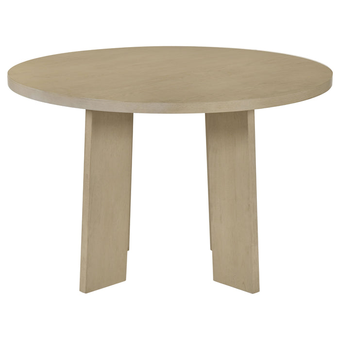 Strouse 47-inch Round Wood Dining Room Table Natural Oak