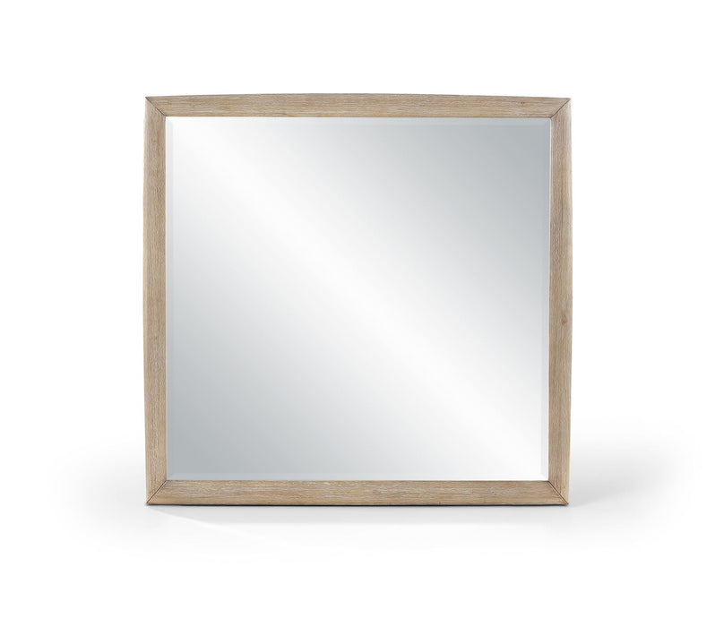 Espejo con marco de madera maciza con enchapado de roble Caswell (42" an. x 40" al.)