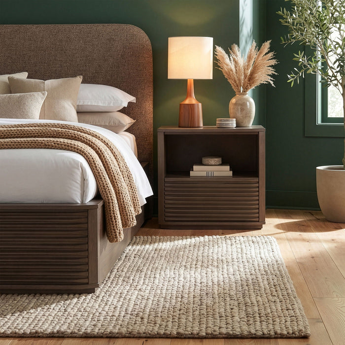 Morino 28" Oak Veneer And Solid Wood Nightstand