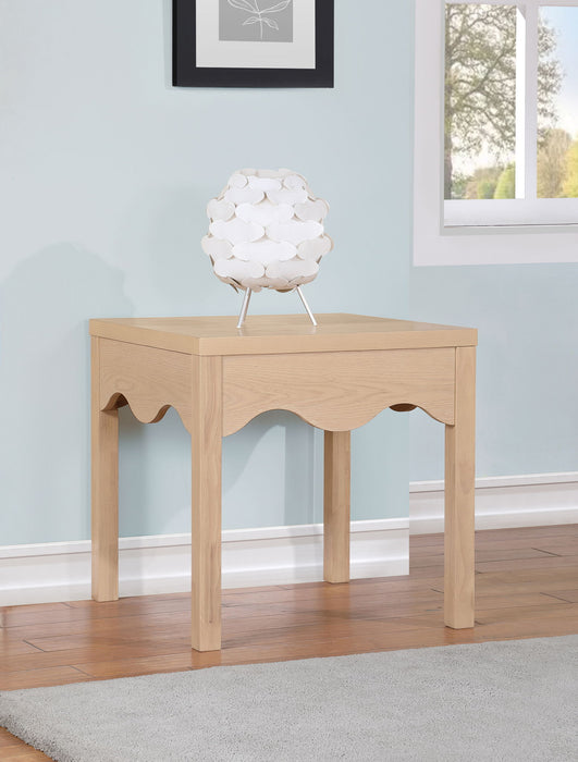 Fiora Oak Veneer End / Side Table