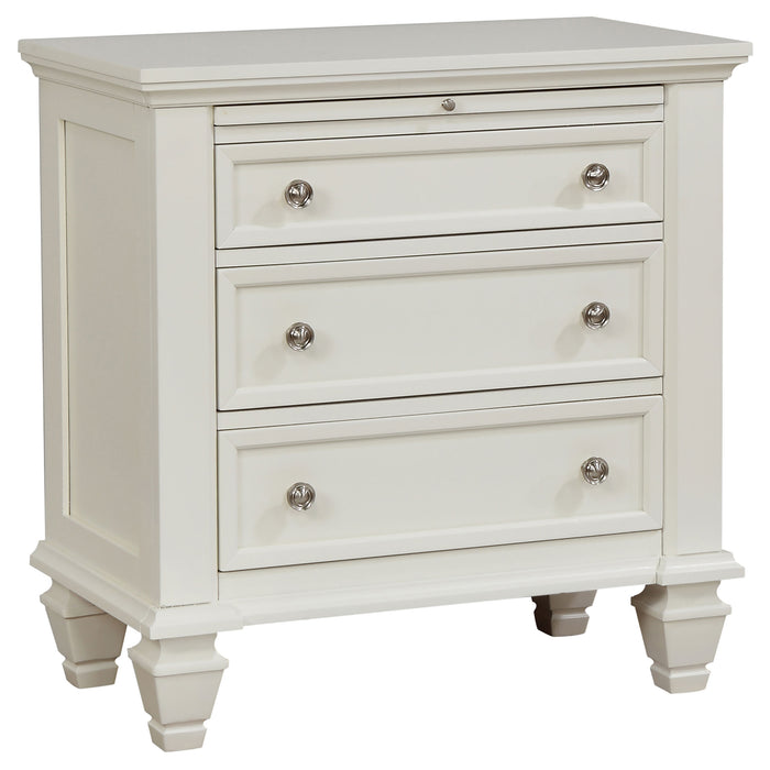 Juego de dormitorio Sandy Beach tamaño Eastern King de 5 piezas - blanco crema
