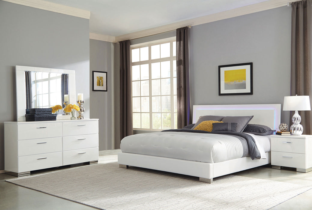 Felicity 5-piece Queen Bedroom Set White High Gloss