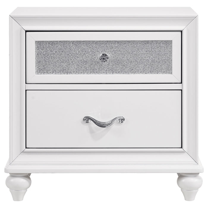 Juego de dormitorio Barzini tamaño Eastern King de 5 piezas - blanco