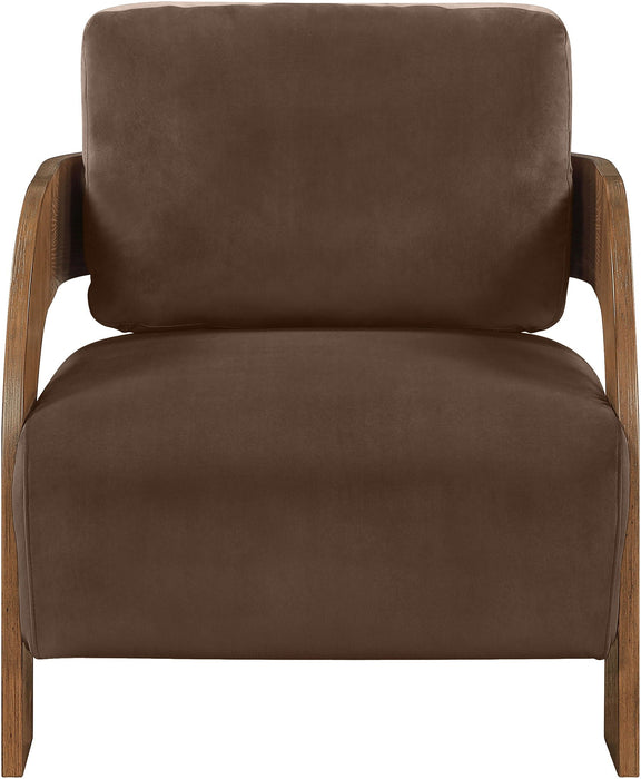 Silla tapizada de terciopelo de alto rendimiento Cedra