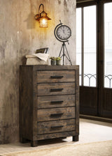 Cómoda de dormitorio Woodmont de 5 cajones, marrón dorado rústico