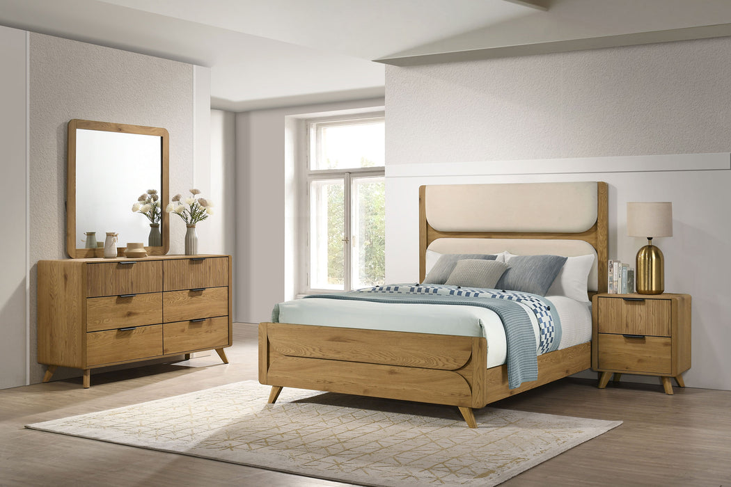 Bennett California King Upholstered 5-Piece Modern Bedroom Set Light Oak