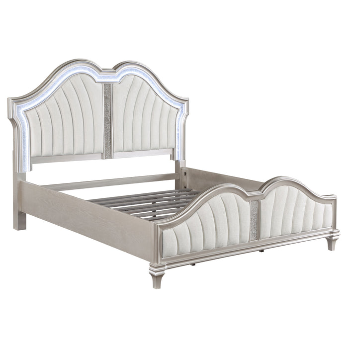 Juego de dormitorio Evangeline tamaño Eastern King de 5 piezas - roble plateado