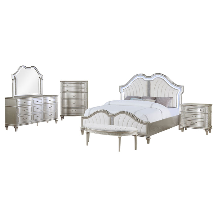 Juego de dormitorio Evangeline tamaño Eastern King de 5 piezas - roble plateado