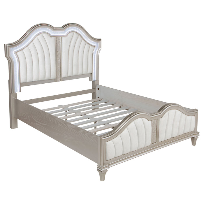 Cama de panel de madera con LED Evangeline - roble plateado
