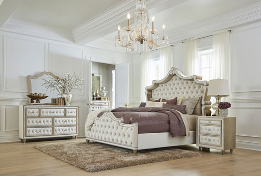 Coaster Antonella 3-Piece California King Panel Bedroom Set Ivory