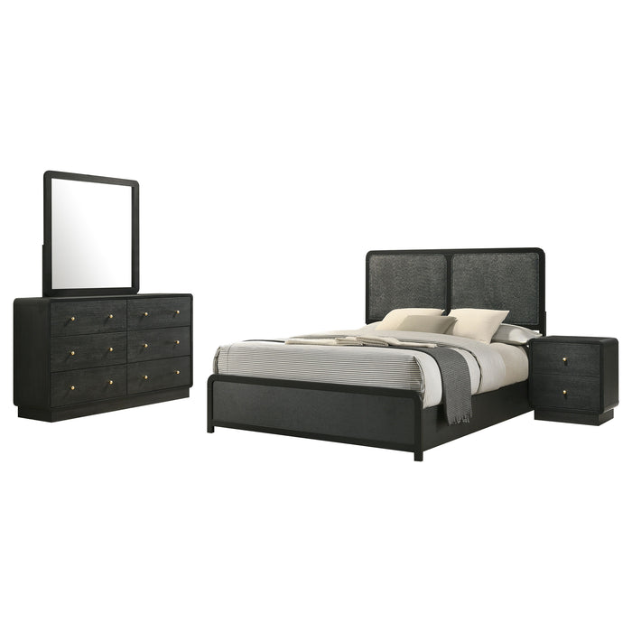 Cavelle 5-piece Eastern King Bedroom Set Black