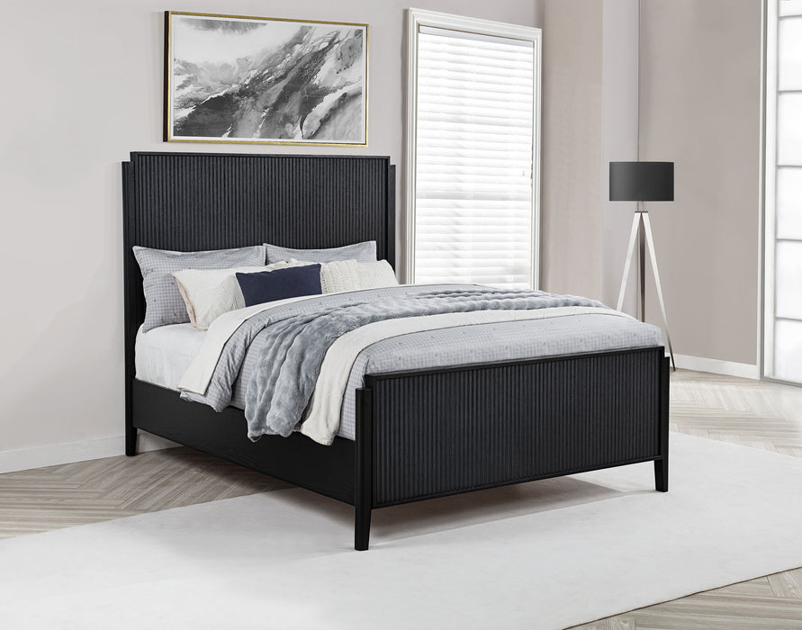 Cama de panel de madera Brookmead - negro