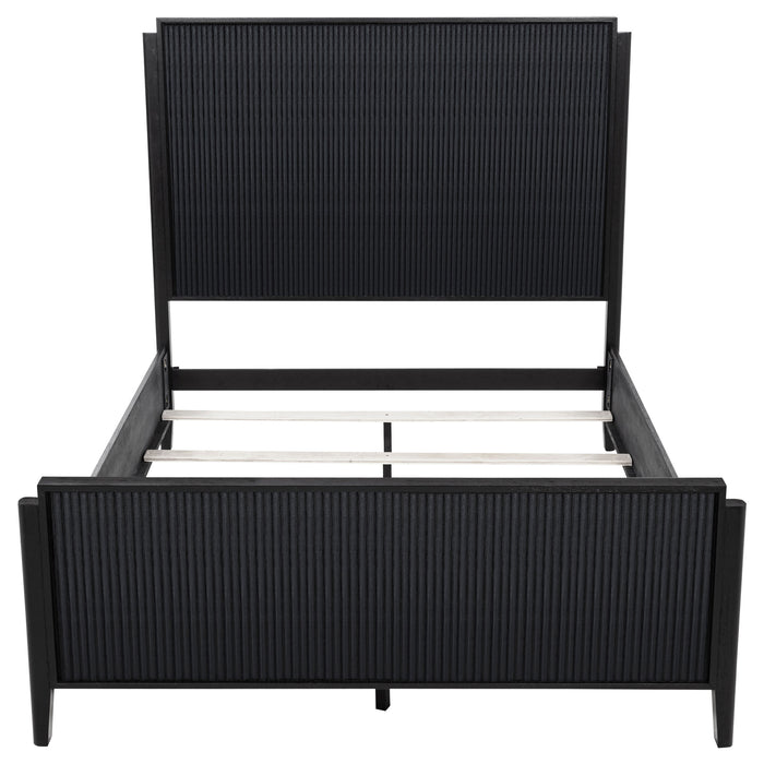 Cama de panel de madera Brookmead - negro