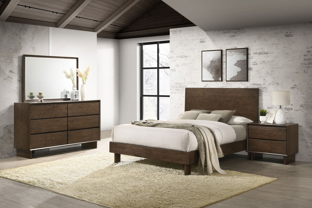 Glenwood 5-piece Queen Bedroom Set Warm Brown