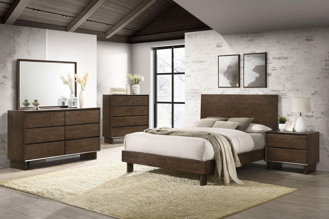 Coaster Glenwood 6-Piece Queen Bedroom Set Warm Brown