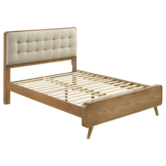 Juego de dormitorio Robyn tamaño Queen de 5 piezas - fresno claro