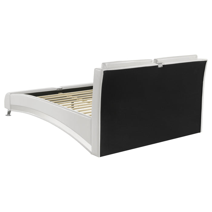 Jeremaine Upholstered Sleigh Bed