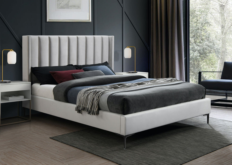 Cama tapizada de terciopelo Nadia