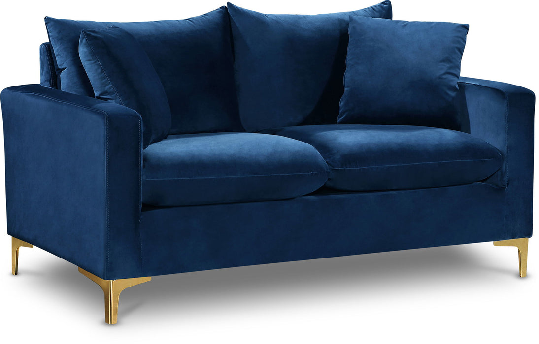 Loveseat tapizado de terciopelo Naomi de 58"
