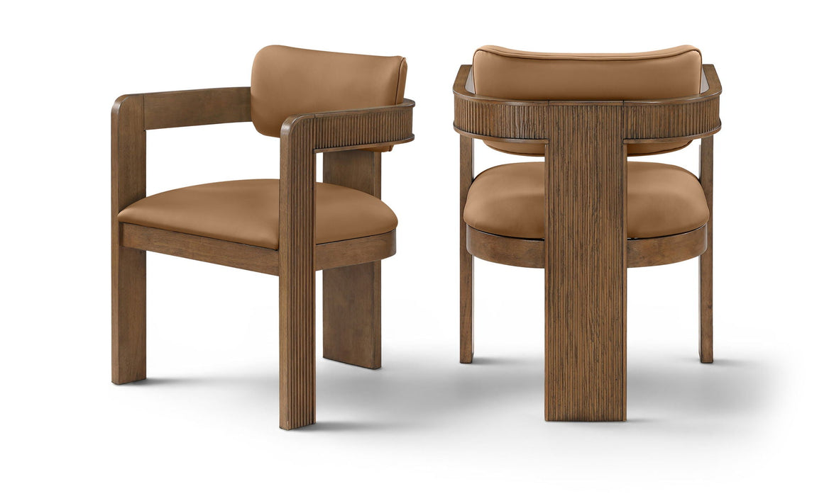 Silla de comedor tapizada de cuero vegano Sacha