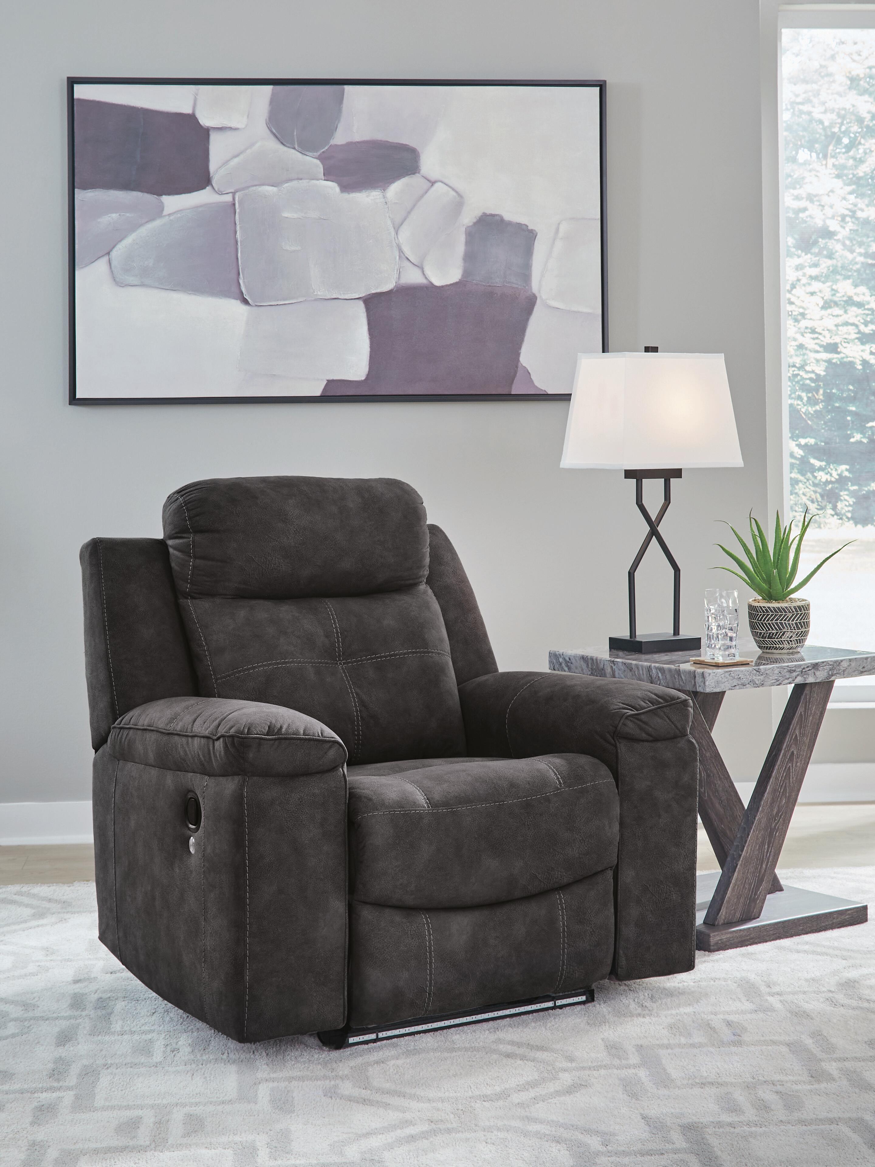 Brysonview Recliner