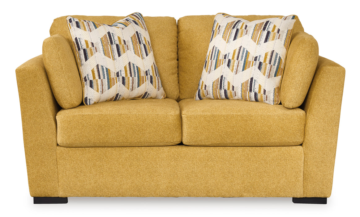 Keerwick Loveseat