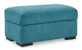 Keerwick Loveseat - Blue