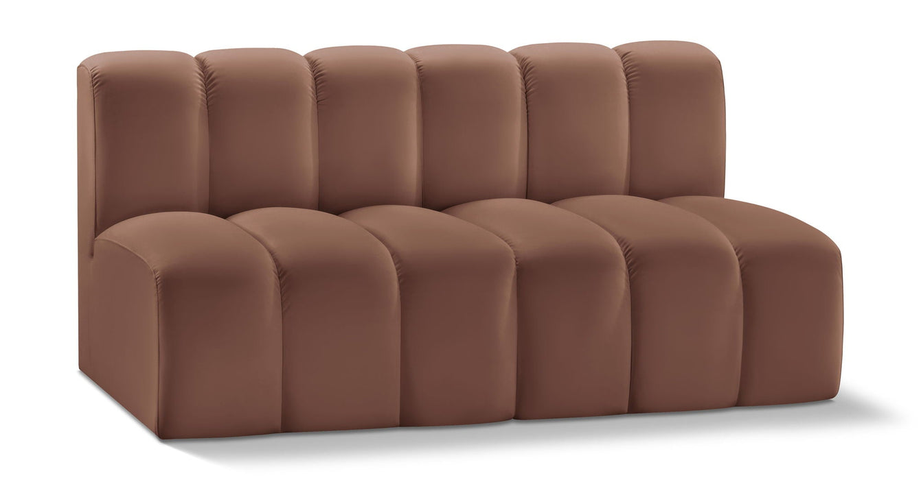 Seccional modular tapizado de cuero vegano Arc de 60" de 2 piezas