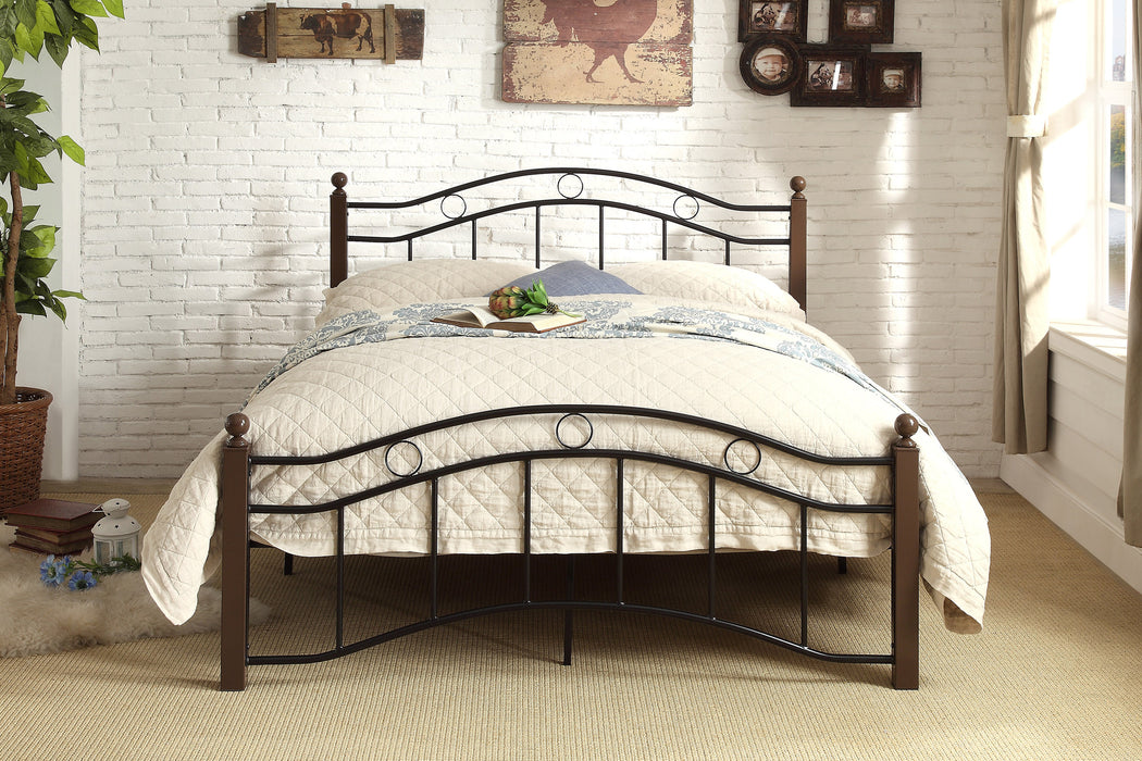 Averny Platform Bed