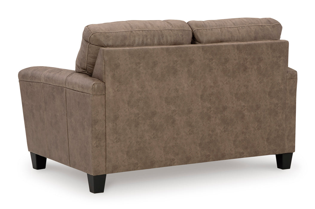 Navi Loveseat