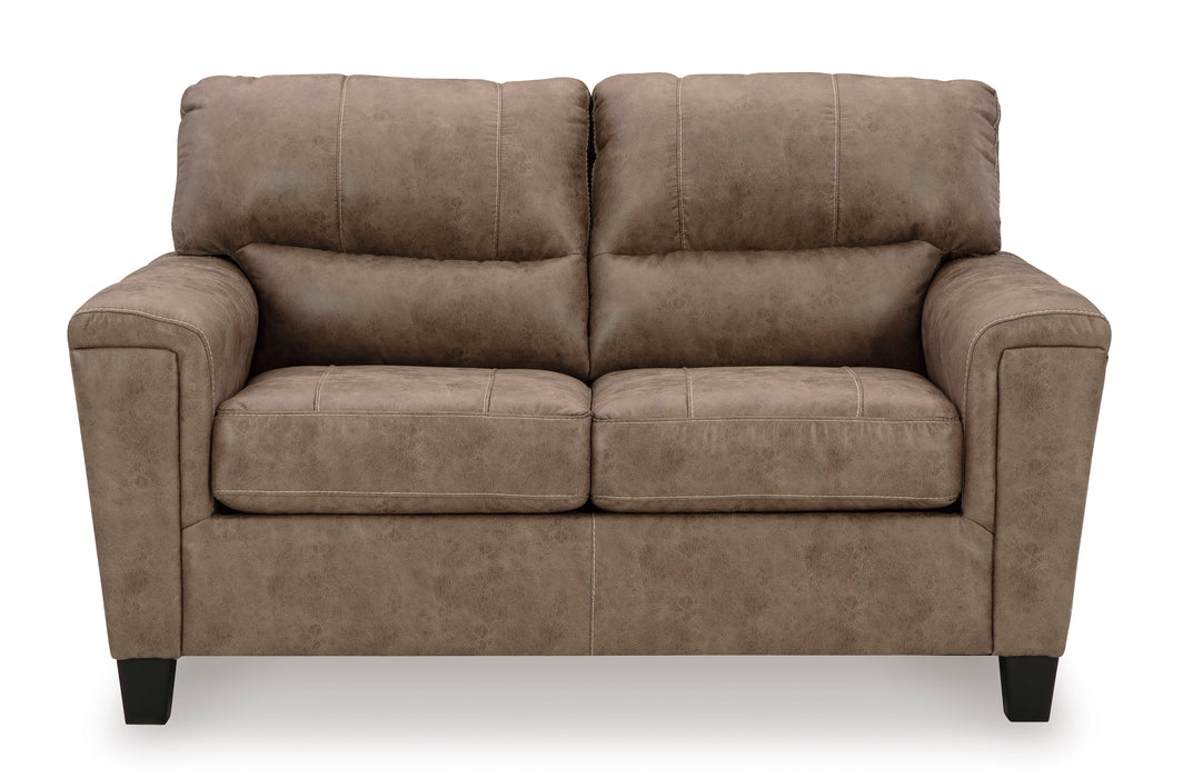 Navi Loveseat