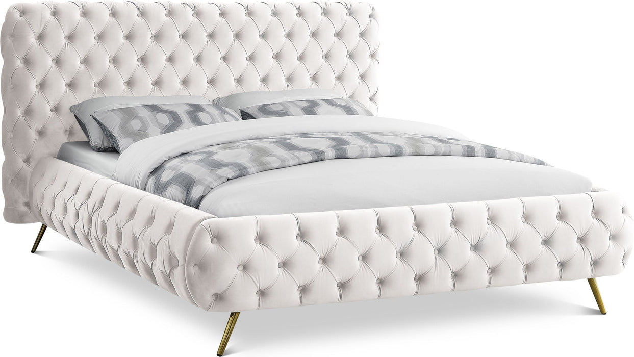 Cama tapizada de terciopelo Delano
