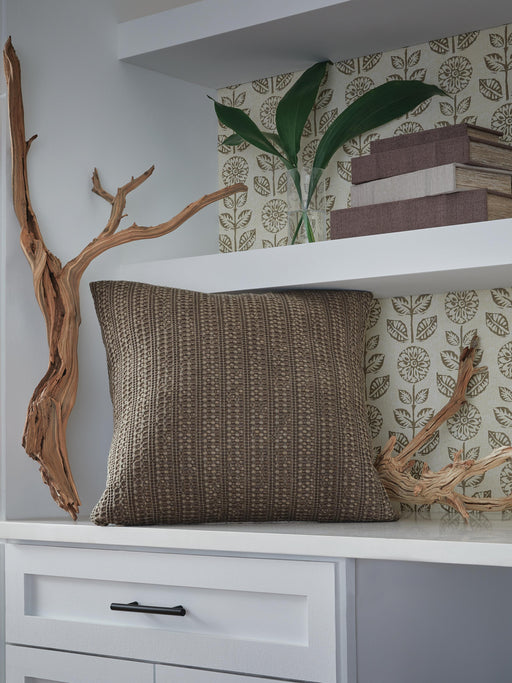 Landcher Pillow - image 3