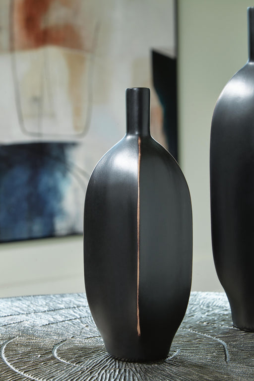Rhaveney Vase (Set of 3) - image 2