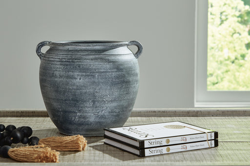 Meadie Vase - image 2