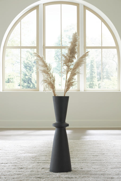 Collisten Vase - image 2