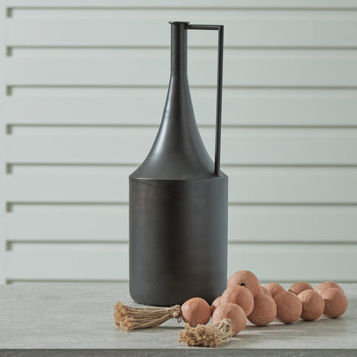Zainforth Vase - image 2