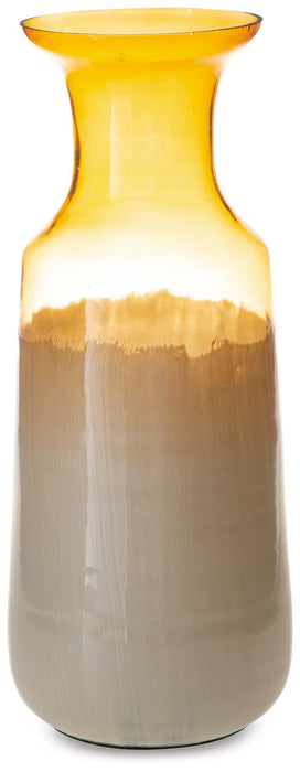 Wynburg Vase - image 1