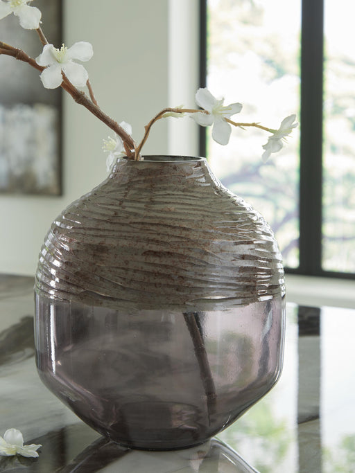 Harpwick Vase - image 2
