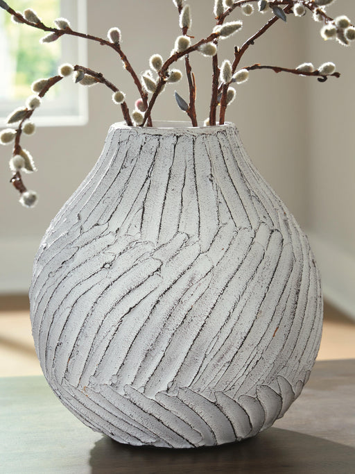 Shelvie Vase - image 2