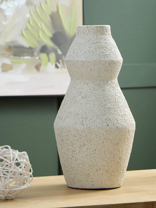 Dawthorne Vase - image 2